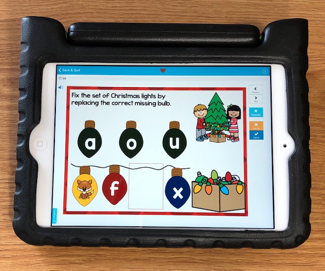 Christmas CVC words middle sound